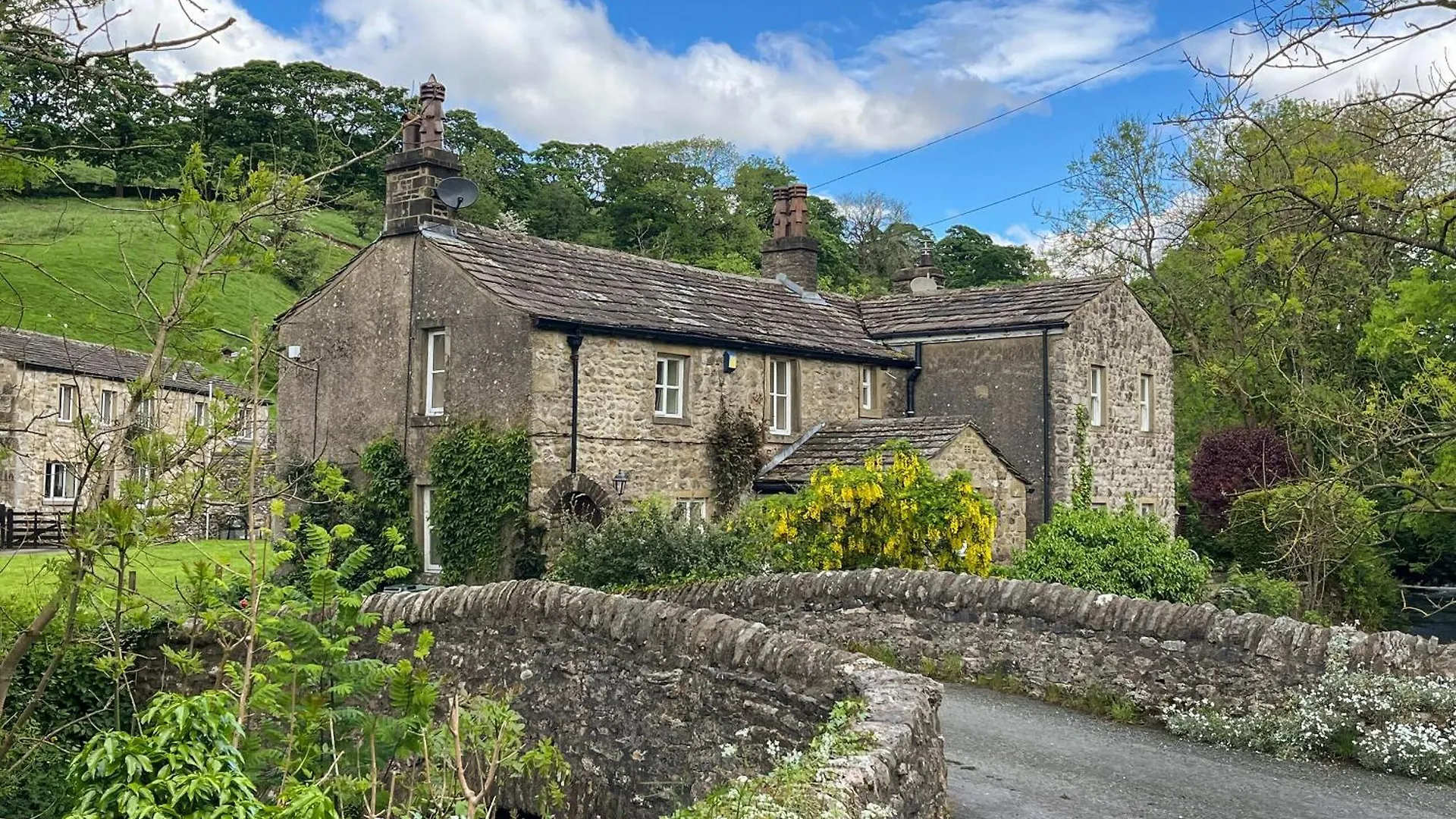 The Old School Villa Kettlewell 0*,